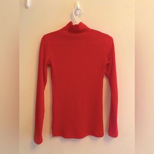 Wilfred Free Red Size Small Turtleneck Sweater